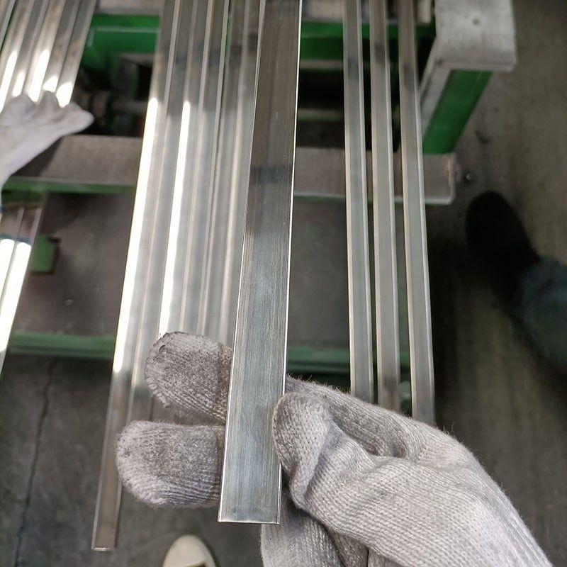 Seamless Mirror Finish 304 Polished Stainless Steel Rectangular Tubing 6mm